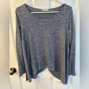 MaiTai brand open back top. Women's size Medium. Blue and gray stripes.